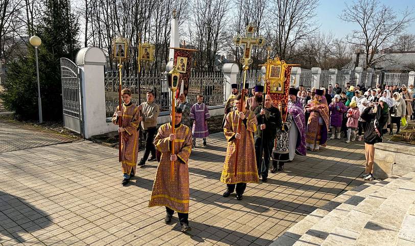 День памяти святителя Серапиона в Покровском храме Балашихи