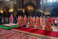 Пасхальная великая вечерня в Храме Христа Спасителя
