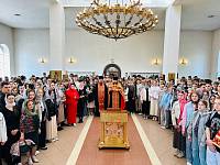 Молебен перед началом экзаменов для выпускников школ Павловского Посада