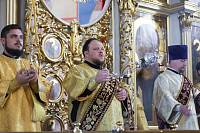 Соборное служение Божественной литургии архиереями Московской митрополии в Богоявленском соборе города Ногинска