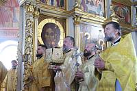 Соборное служение Божественной литургии архиереями Московской митрополии в Богоявленском соборе города Ногинска
