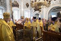 Архиерейское богослужение в Николо-Архангельском храме Балашихи