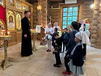Воспитанники детского реабилитационного центра посетили Неопалимовский храм Балашихи
