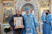 Архиерейское богослужение в Успенском храме деревни Войнова Гора