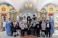 Архиерейское богослужение в Успенском храме деревни Войнова Гора