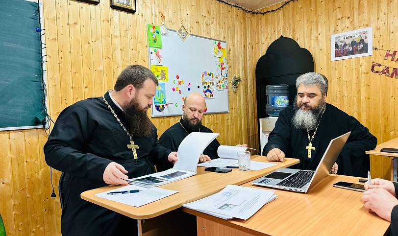 Проверка инвентарных книг в Ликино-Дулёвском благочинии