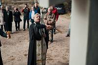 Освящение поклонного креста в деревне Кармолино