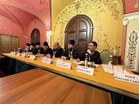 Заседание секции «Пастырская помощь в госпиталях» в Храме Христа Спасителя