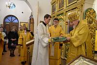 Архиерейское богослужение в храме преподобного Саввы Сторожевского микрорайона Заря 