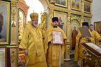 Архиерейское богослужение в храме преподобного Саввы Сторожевского микрорайона Заря 