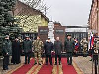 Открытие памятной плиты в Центре инженерно-технического обеспечения войск национальной гвардии