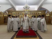 Архиерейское богослужение в Троицком храме Реутова 