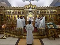 Архиерейское богослужение в Троицком храме Реутова 