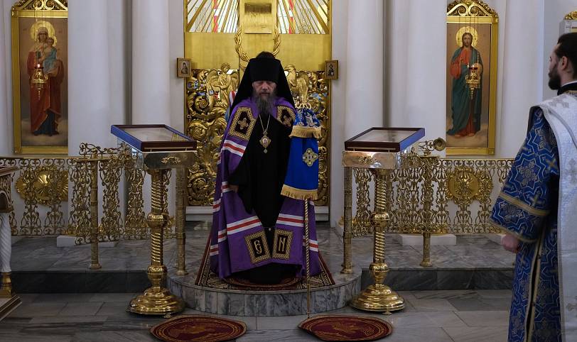 Архиерейское богослужение в Покровском храме Балашихи
