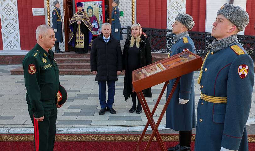 Передача иконы святого благоверного князя Даниила Московского в главный храм Росгвардии