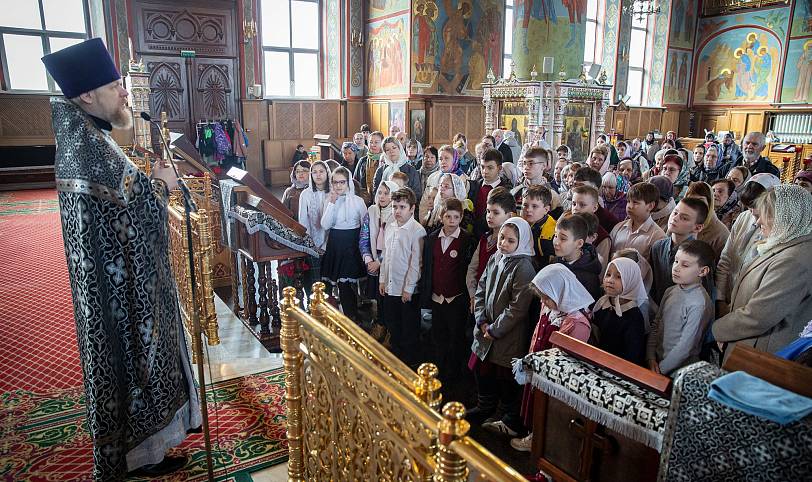 Миссионерская Литургия Преждеосвященных Даров в Троицком соборе города Щёлково