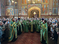 Выпуск Библейско-богословских курсов в Троицком соборе города Щёлково