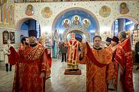 Архиерейское богослужение в Ксениевском храме деревни Медвежьи Озёра