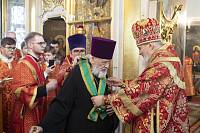 Архиерейское богослужение в Николо-Архангельском храме Балашихи 