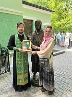 Акафистное пение в Ксениевской часовне Санкт-Петербурга