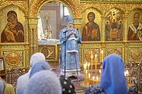 Архиерейское богослужение в Троицком храме Реутова
