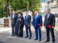 Открытие памятника П. А. Румянцеву в деревне Павлино