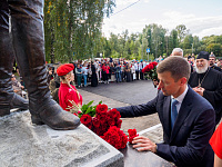 Открытие памятника П. А. Румянцеву в деревне Павлино