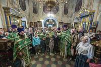 Архиерейское богослужение в Богородицерождественском храме посёлка Образцово 