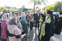 Освящение памятника блаженной Ксении Петербургской в Медвежьих Озёрах 