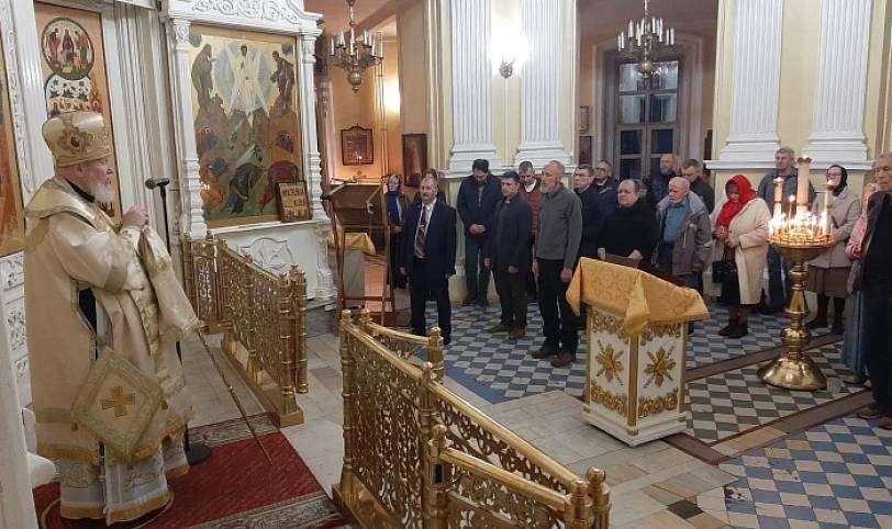 Архиерейское богослужение в Преображенском кафедральном соборе Балашихи